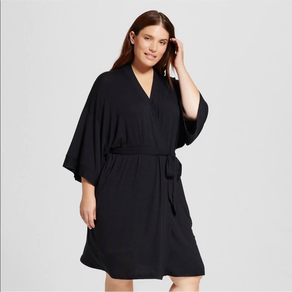 Robes s|m wore one time only